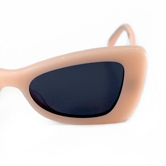 NEW!!! CELINE Sunglasses CL40236I 72A Authentic - Picture 5 of 11